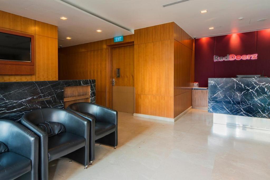 Hotel Reddoorz Premium @ Balestier Singapur Exterior foto