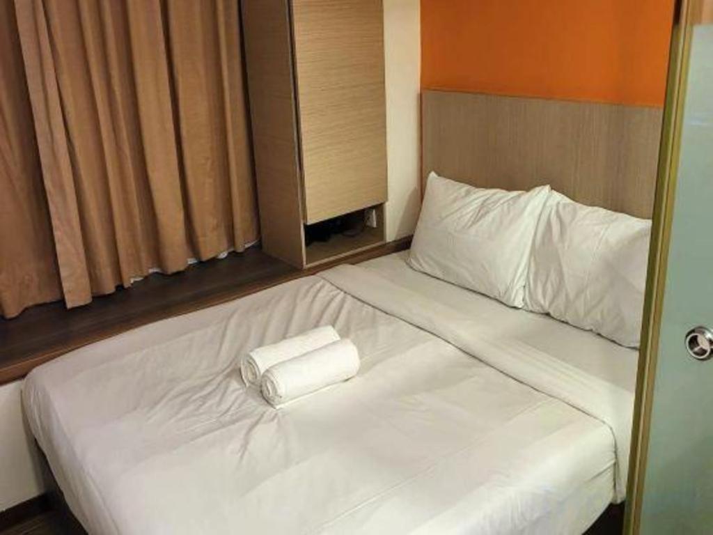 Hotel Reddoorz Premium @ Balestier Singapur Exterior foto