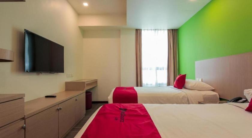 Hotel Reddoorz Premium @ Balestier Singapur Exterior foto