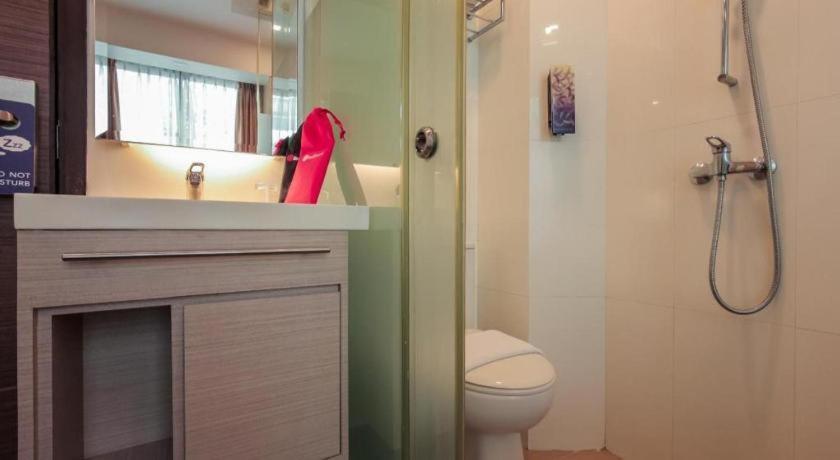 Hotel Reddoorz Premium @ Balestier Singapur Exterior foto