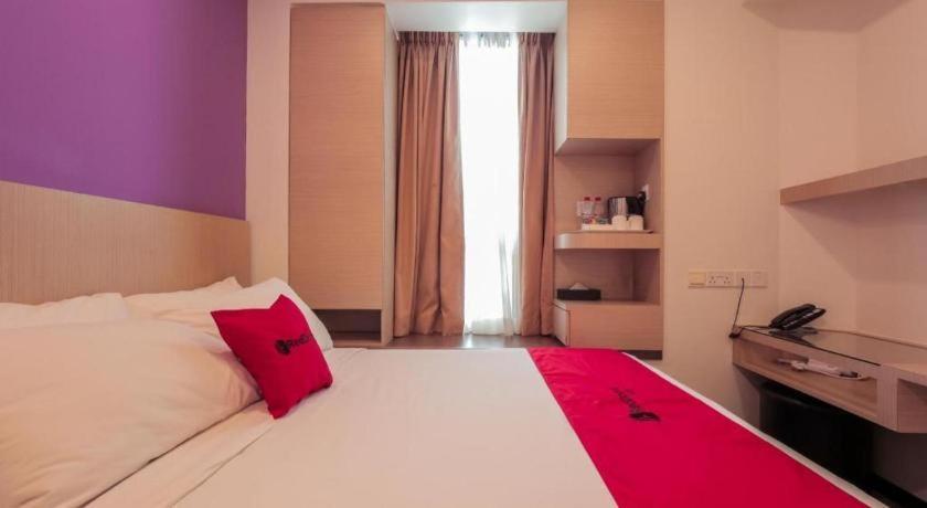 Hotel Reddoorz Premium @ Balestier Singapur Exterior foto