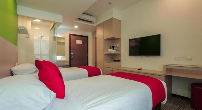 Hotel Reddoorz Premium @ Balestier Singapur Exterior foto